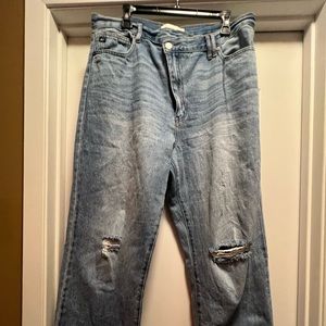 Kancan jeans slightly distressed, never worn